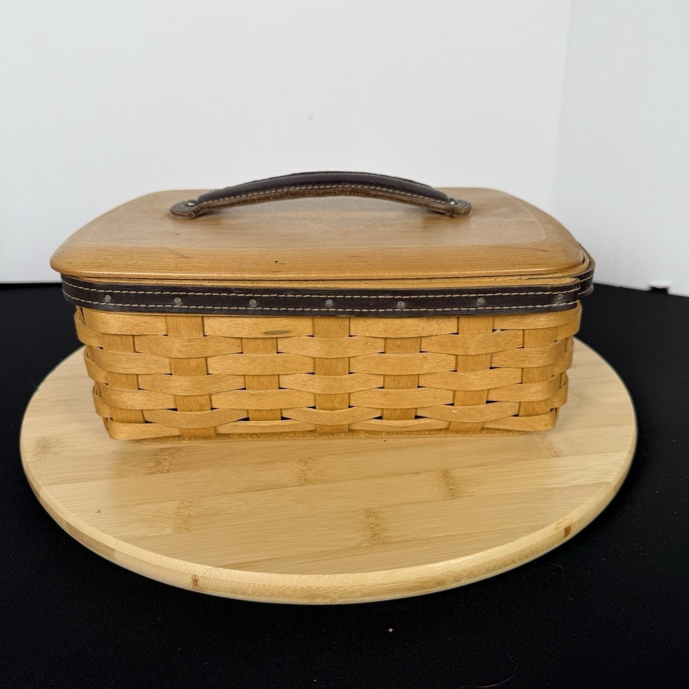 Longaberger Basket Baking Celebration With Lid Handwoven Woodcrafts Brown 2004 - Picture 3 of 10